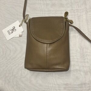 HOBO Fern Leather Crossbody – Taupe-Compact Bag with Adjustable Strap NWT